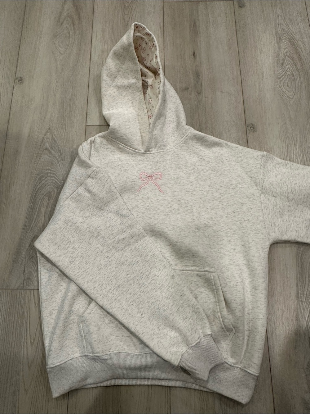 Zyfara Floral-Lined Light Gray Hoodie